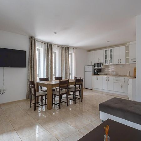 Sea Garden Marina 2 Apartment Warna Zewnętrze zdjęcie