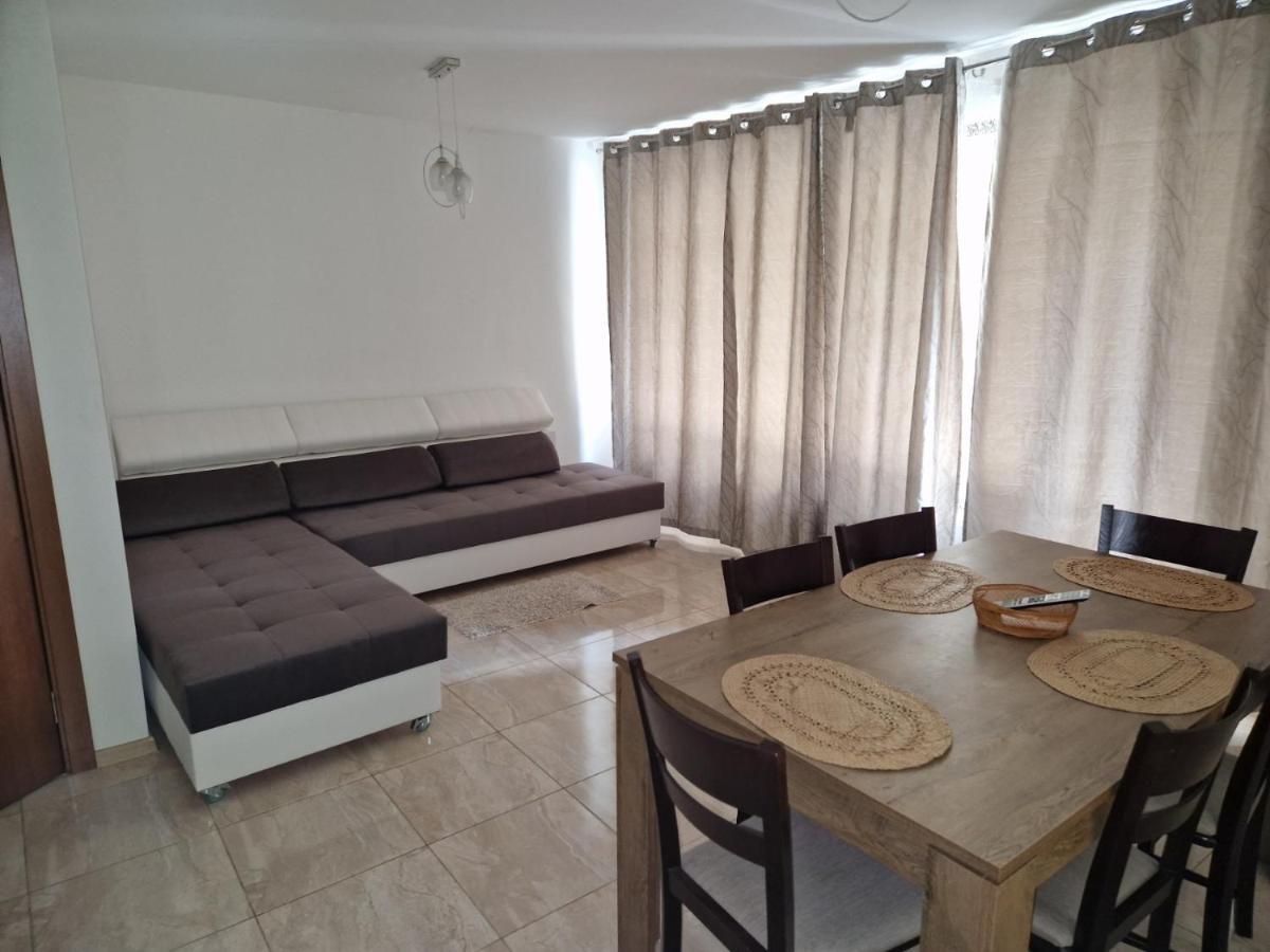 Sea Garden Marina 2 Apartment Warna Zewnętrze zdjęcie